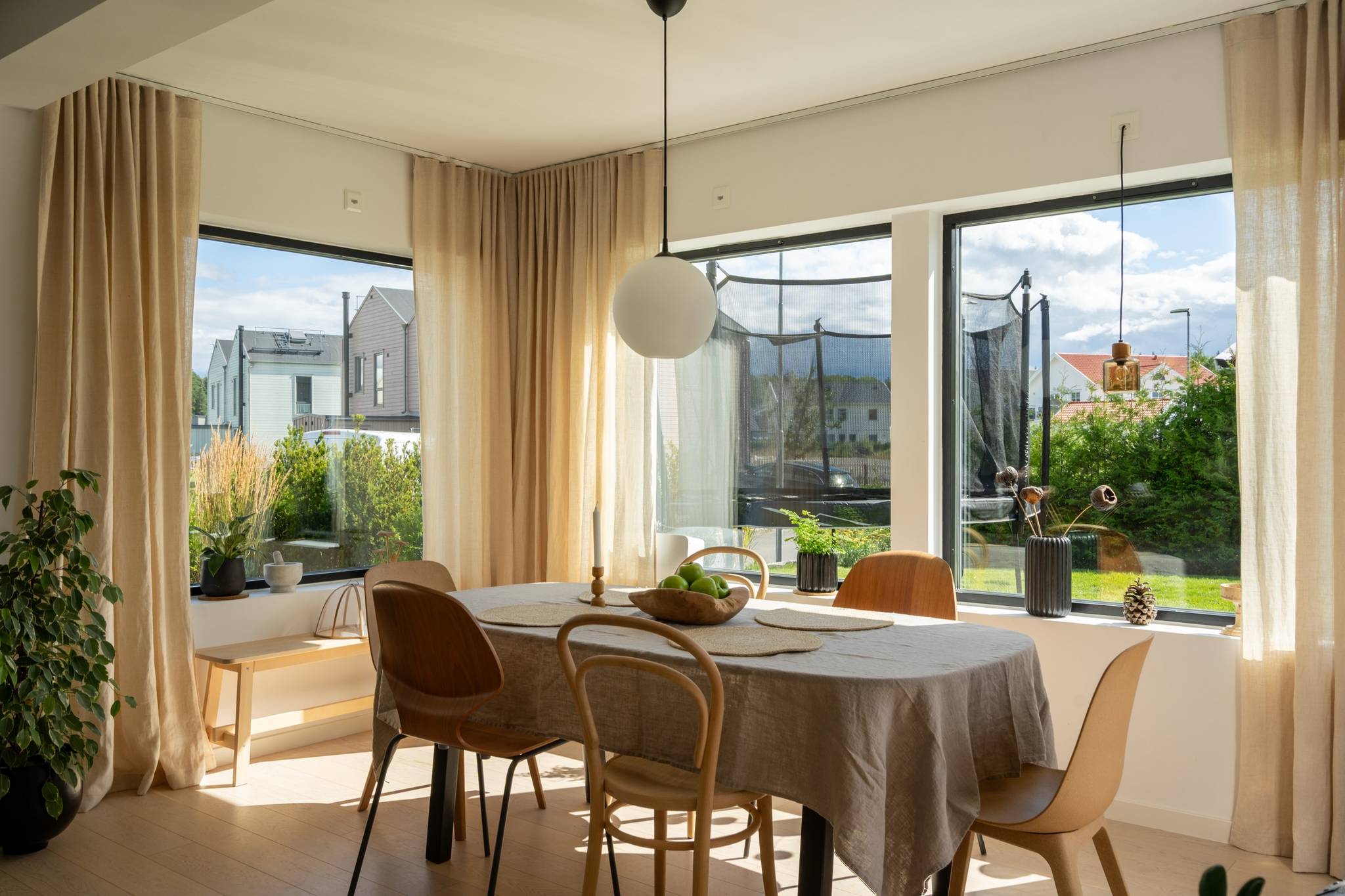 7 rum villa på Vitmossvägen 59 LINDBACKEN, Uppsala kommun - bild 4