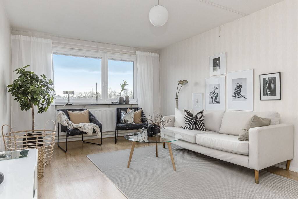 2.5 rum Lägenhet på Radarvägen 7, 7 tr Hägernäs Täby kommun - bild 2