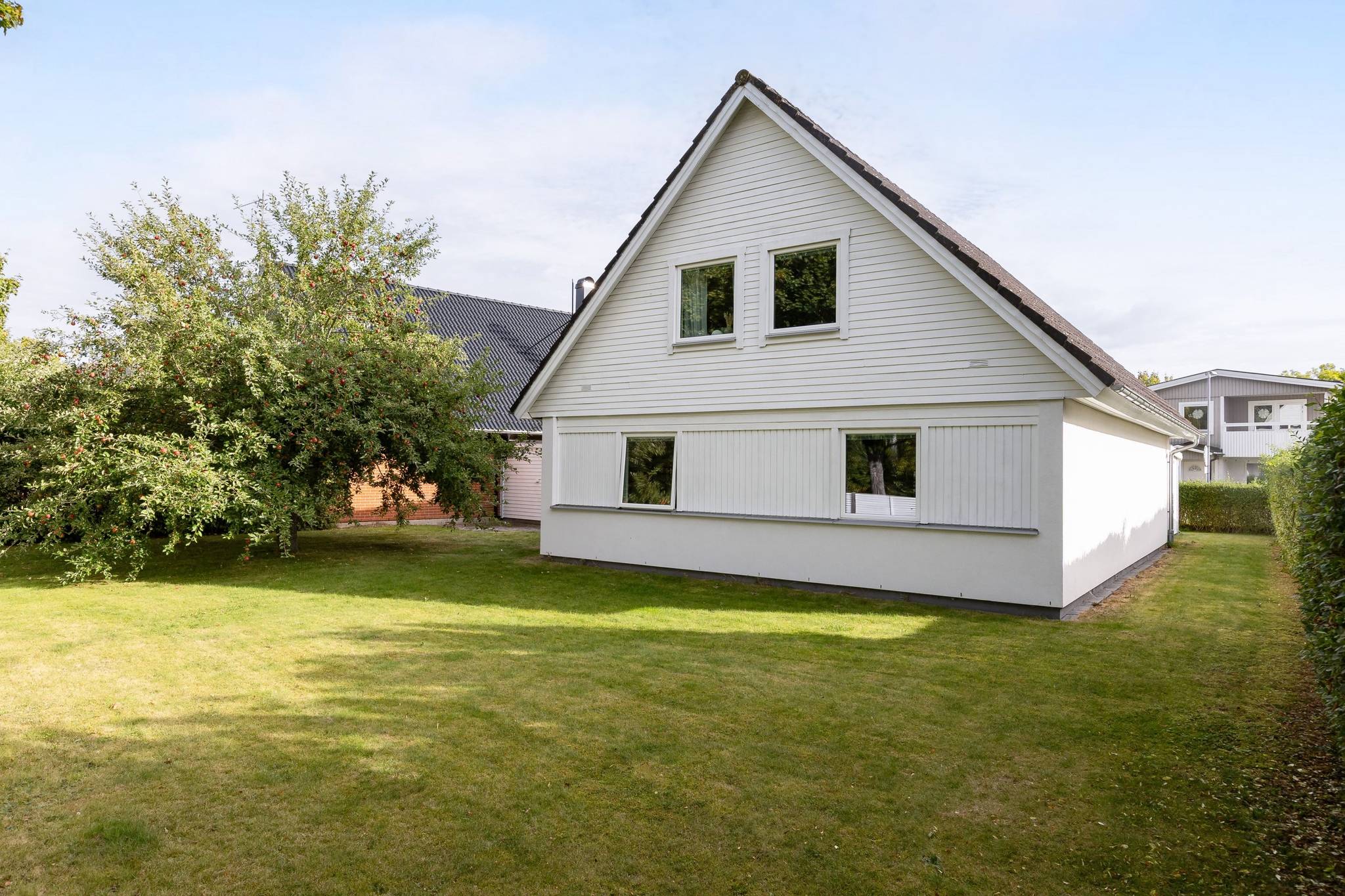 7 rum Kedjehus på Fårhusvägen 18 Tokarp Linköpings kommun - bild 2