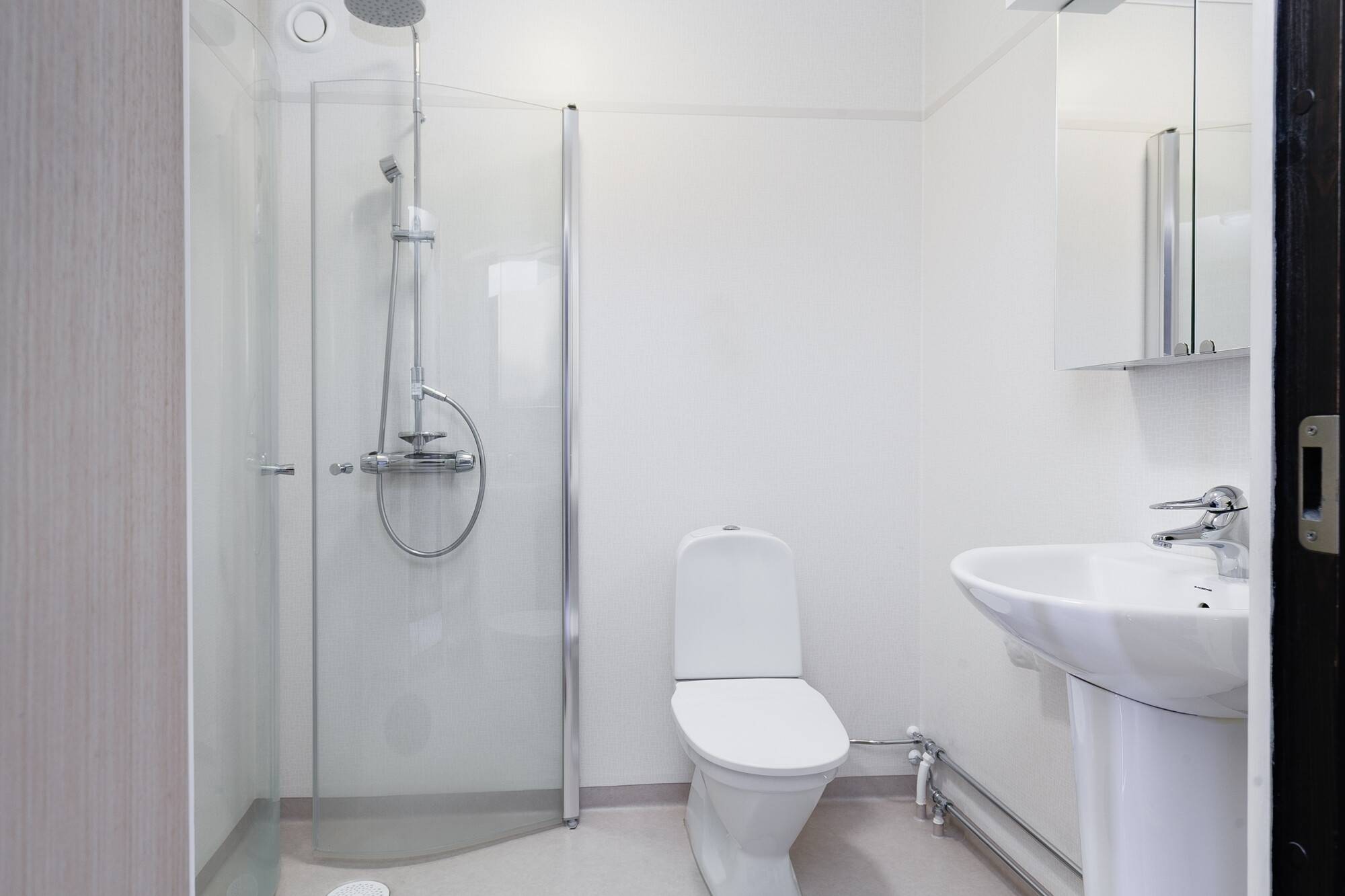 5 rum Parhus på Ulls gränd 5 Ryttarhagen Mjölby kommun - bild 13