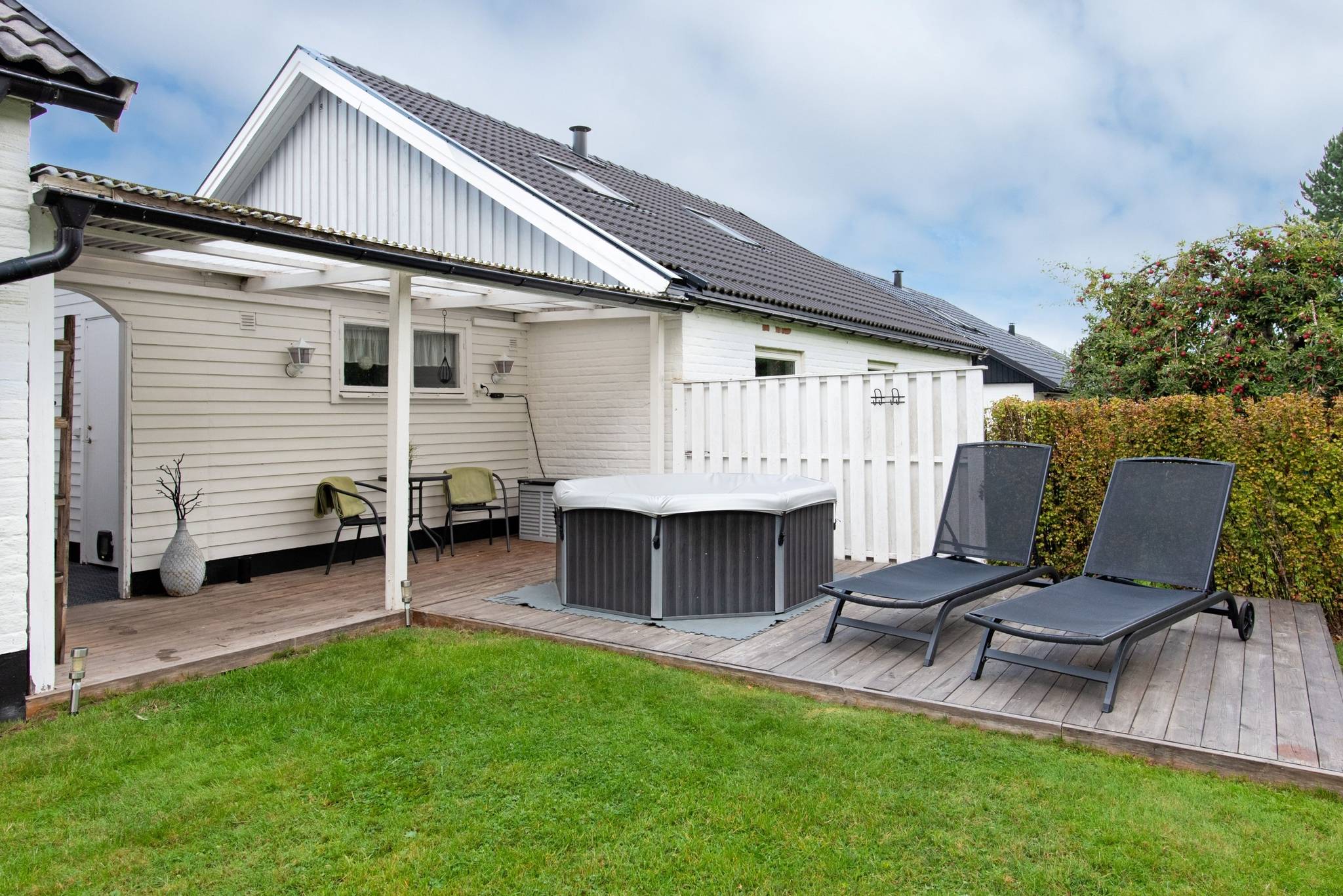 6 rum Kedjehus på Rökingestigen 36 Ljungsbro Linköpings kommun - bild 2