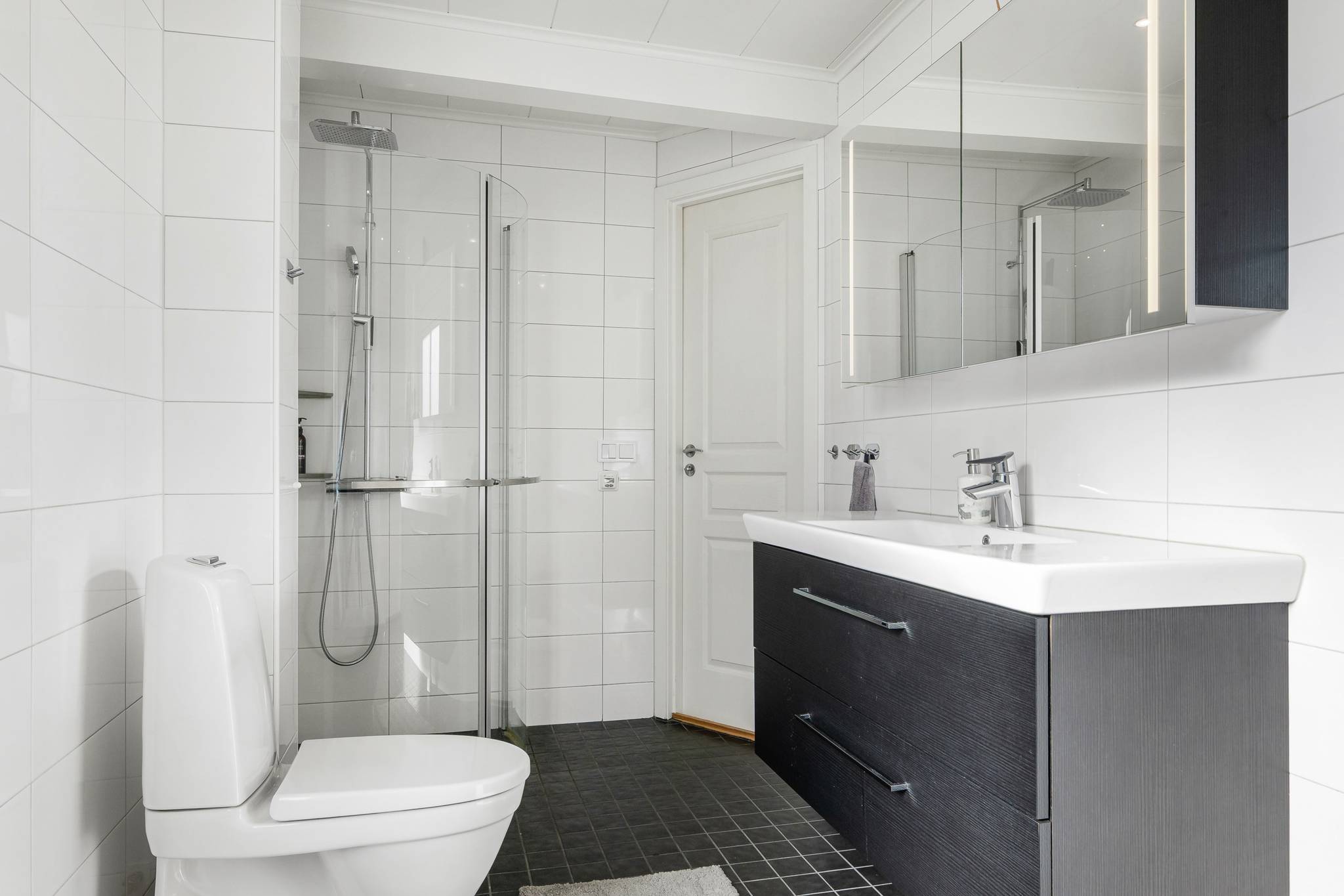 146 m² Villa på Centralvägen 6 Södertälje kommun - bild 22