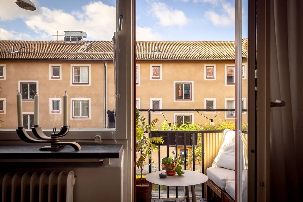 2 rum Lägenhet på Lotterivägen 33, vån 2 Hägerstensåsen Stockholms kommun - bild 2