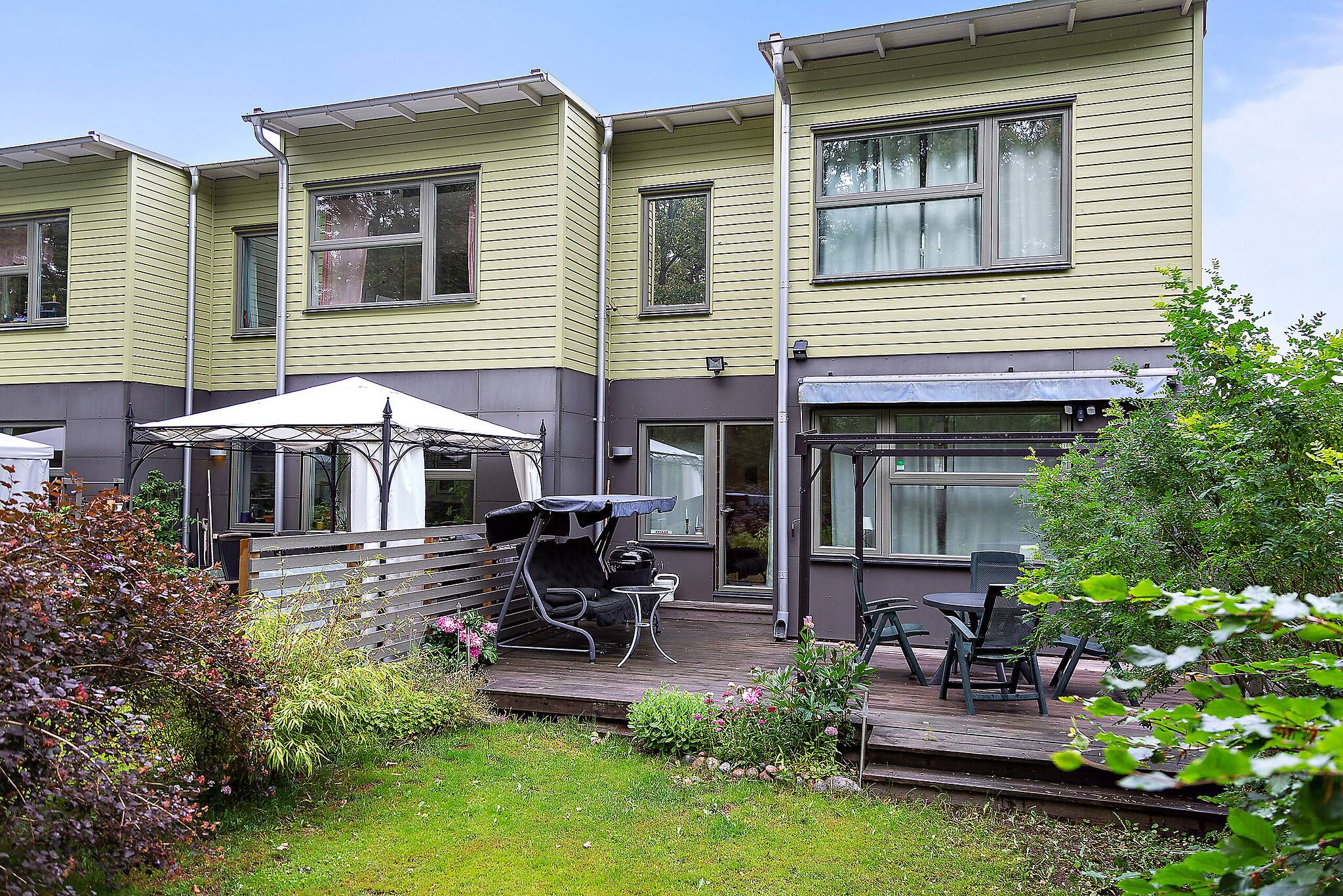 4 rum Radhus på Luftfartsgatan 1 Skarpnäck Stockholms kommun - bild 2