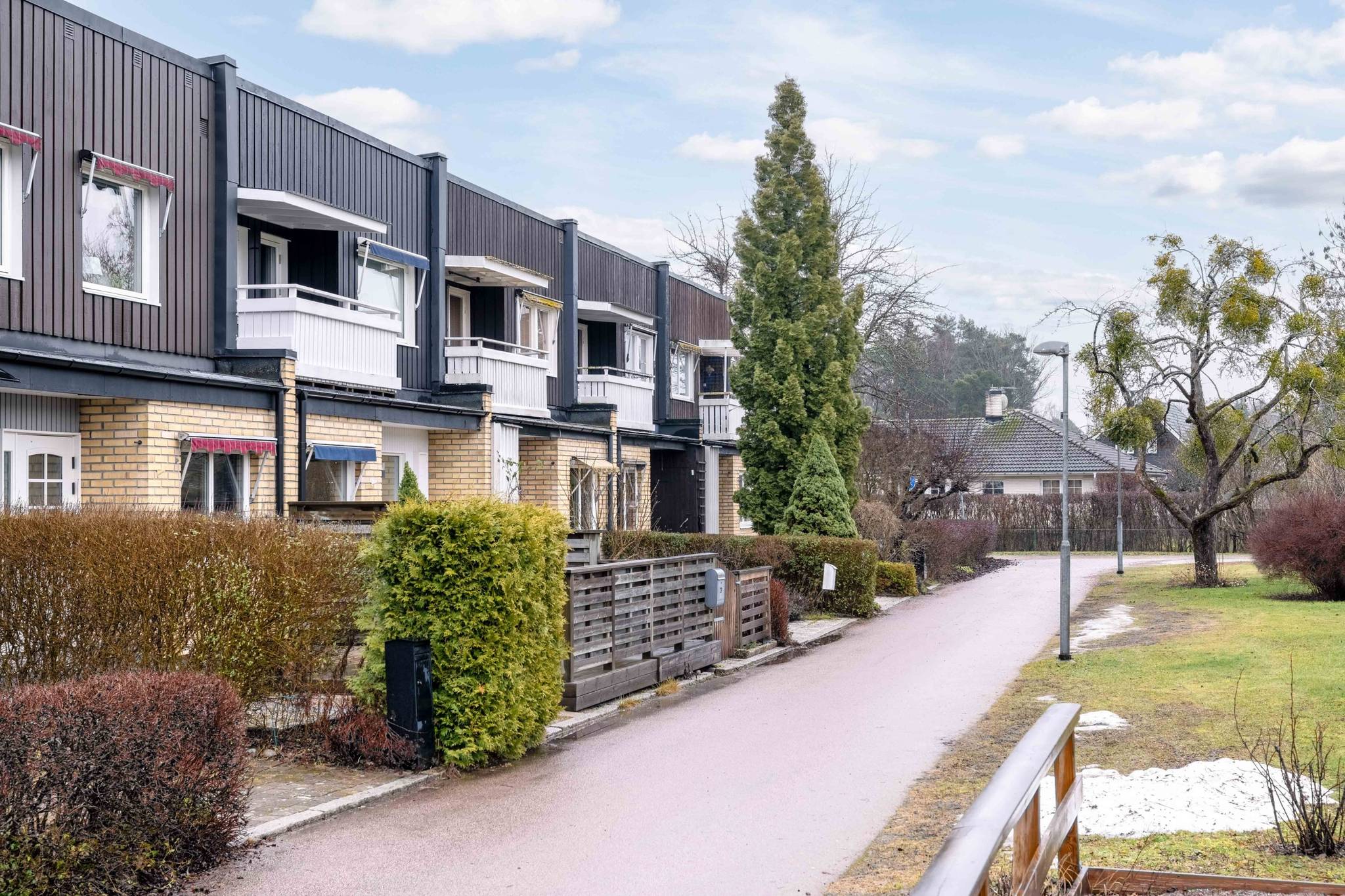 5 rum Radhus på Bronsnålsgatan 21 Brandthovda Västerås kommun - bild 36