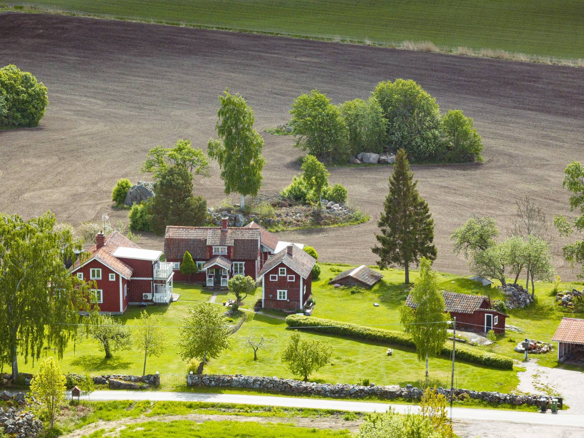 3 rum Gård/skog på Bärsta Storstugan Bärsta vid Hjälmaren Södermanland Eskilstuna kommun - bild 80