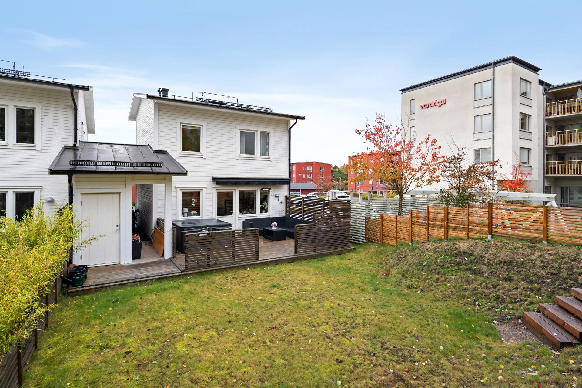 5 rum kedjehus på Flygarvägen 18 Tullinge, Botkyrka kommun - bild 2