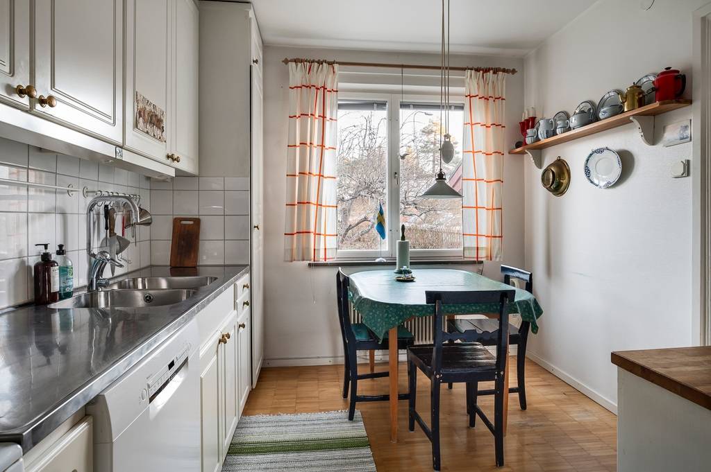 4 rum Radhus på Finbagarvägen 31 Sköndal Stockholms kommun - bild 17