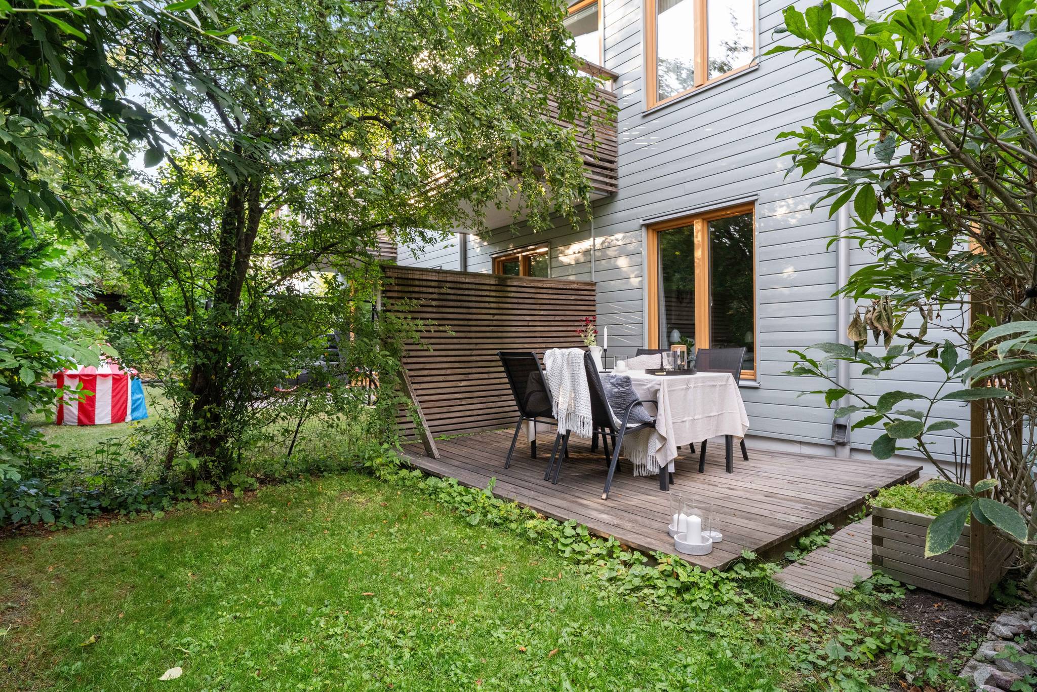 3 rum Lägenhet på Segervägen 210A, uteplats Älvsjö Stockholms kommun - bild 20