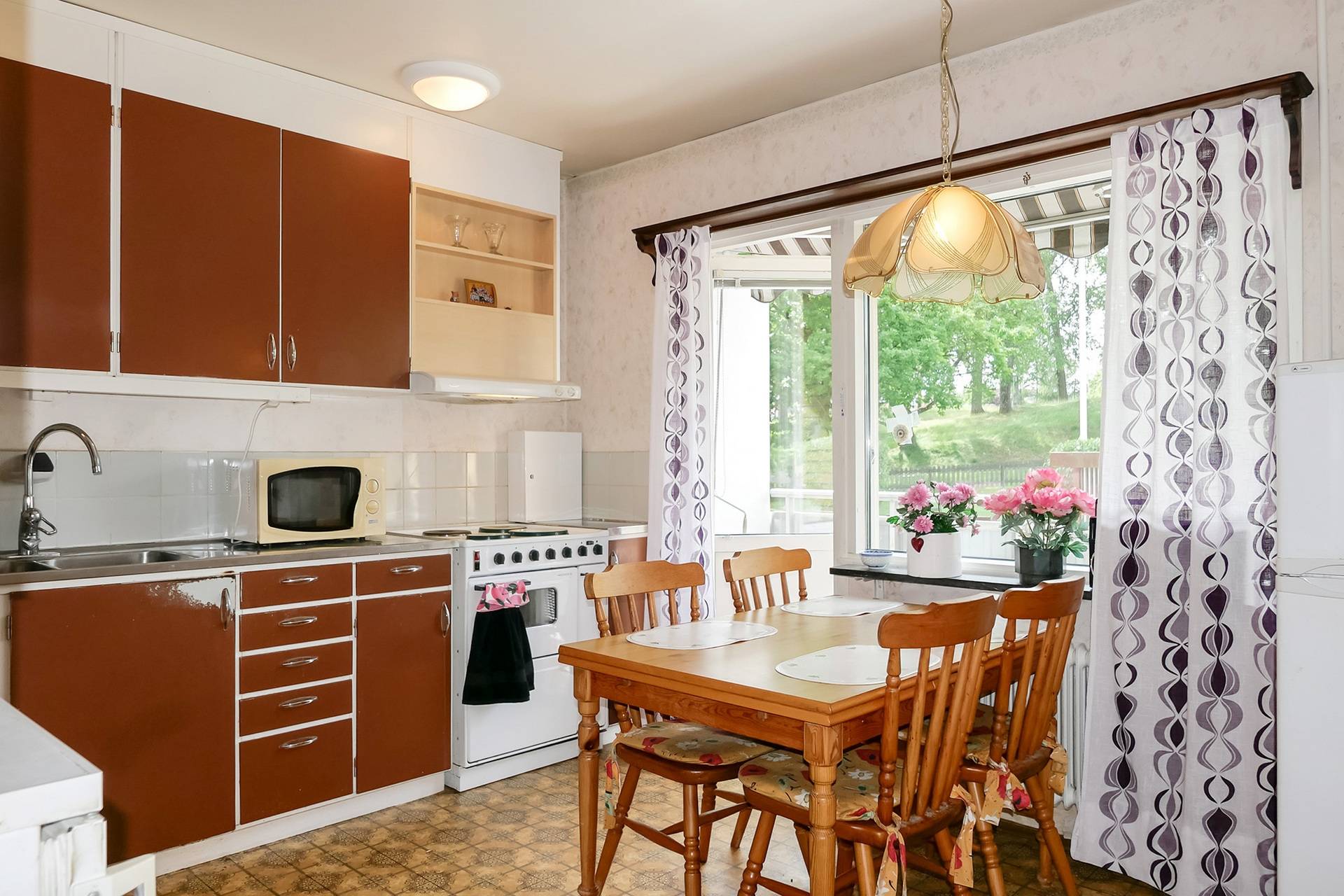 2 rum lägenhet på Sofiagatan 7b Centralt, Åmåls kommun - bild 2