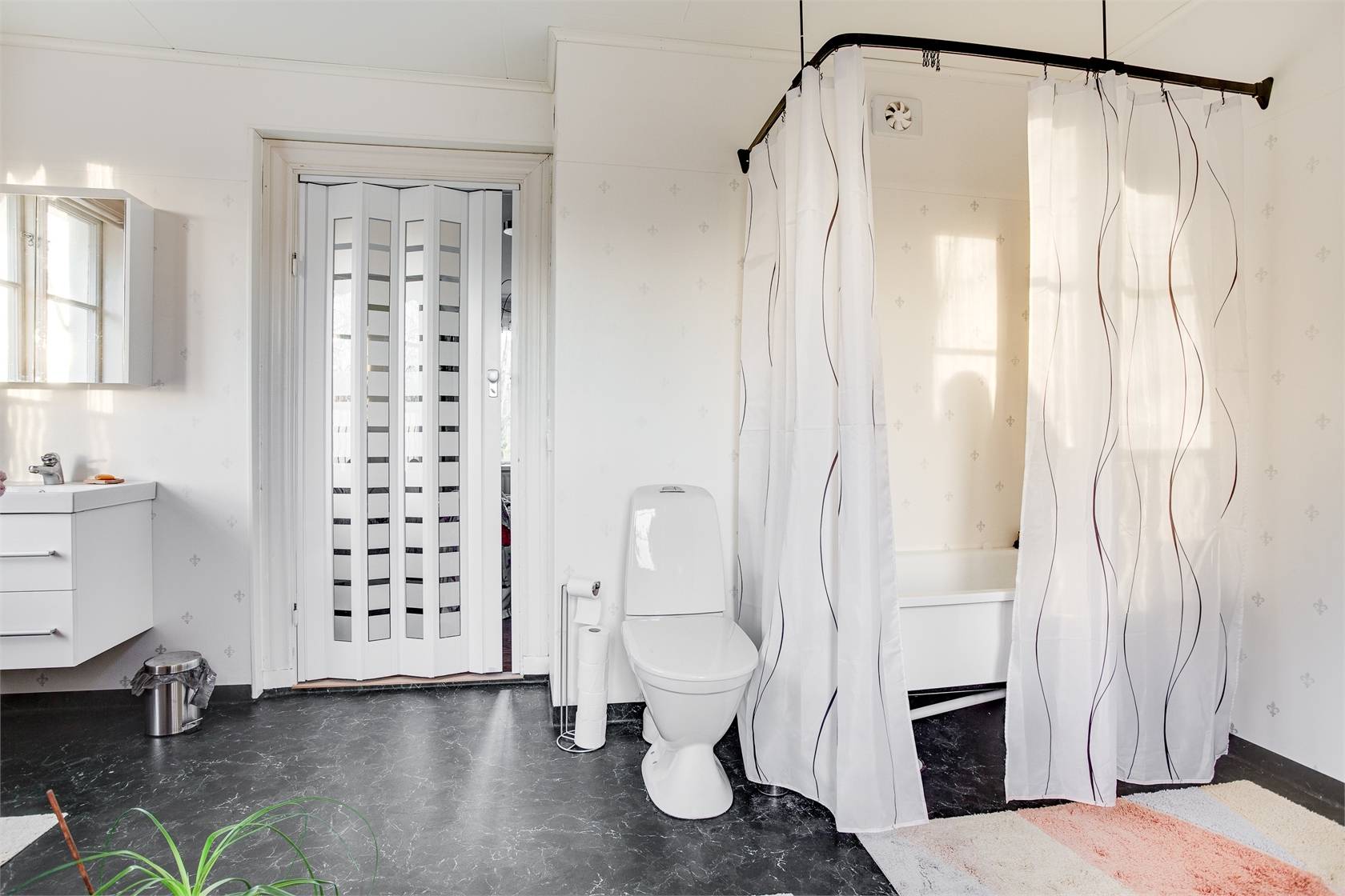 5 rum Villa på Tallstigen 2 Kungsörs kommun - bild 38