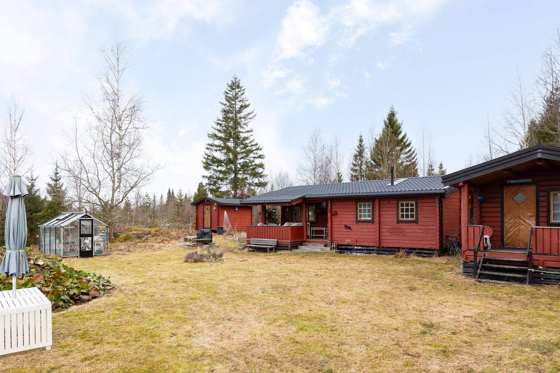 4 rum vinterbonat fritidshus på Klubbviken 668 Östhammar, Östhammars kommun - bild 1