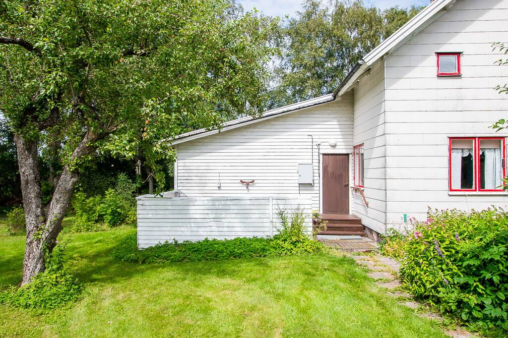 5 rum Villa på Årby Skattegården 2 Fridene-Blixtorp Hjo kommun - bild 3