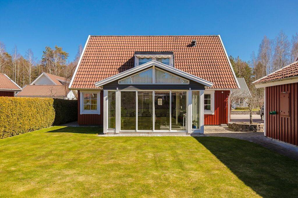 5 rum Villa på Lindenavägen 7 Ulriksdal Lidköpings kommun - bild 4