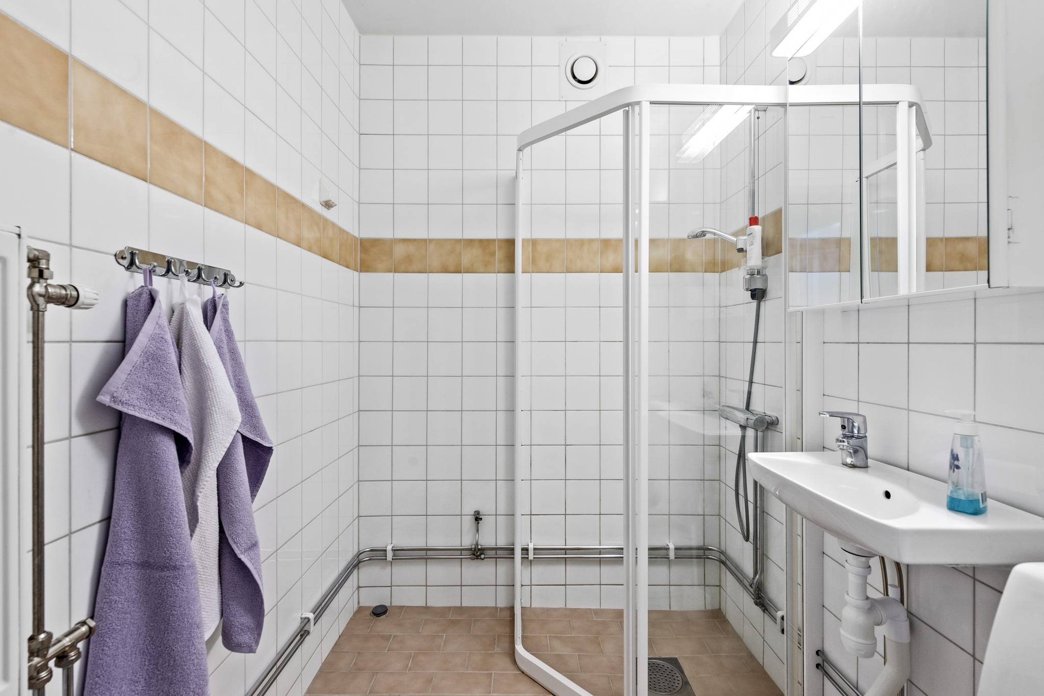 2 rum Lägenhet på Smörbrödsvägen 23, vån 3/3 Sköndal Stockholms kommun - bild 16