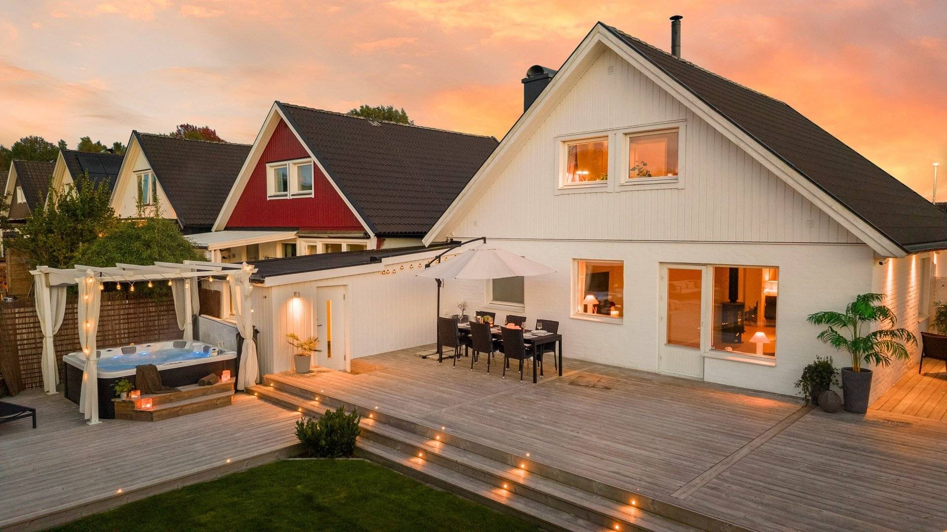 4 rum Kedjehus på Nederstavägen 25 Tungelsta Haninge kommun - bild 1