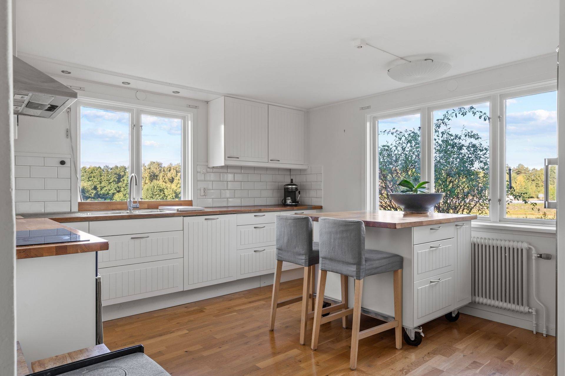 Gård/skog på Harry Martinsons väg 4 Vårdinge Södertälje kommun - bild 12