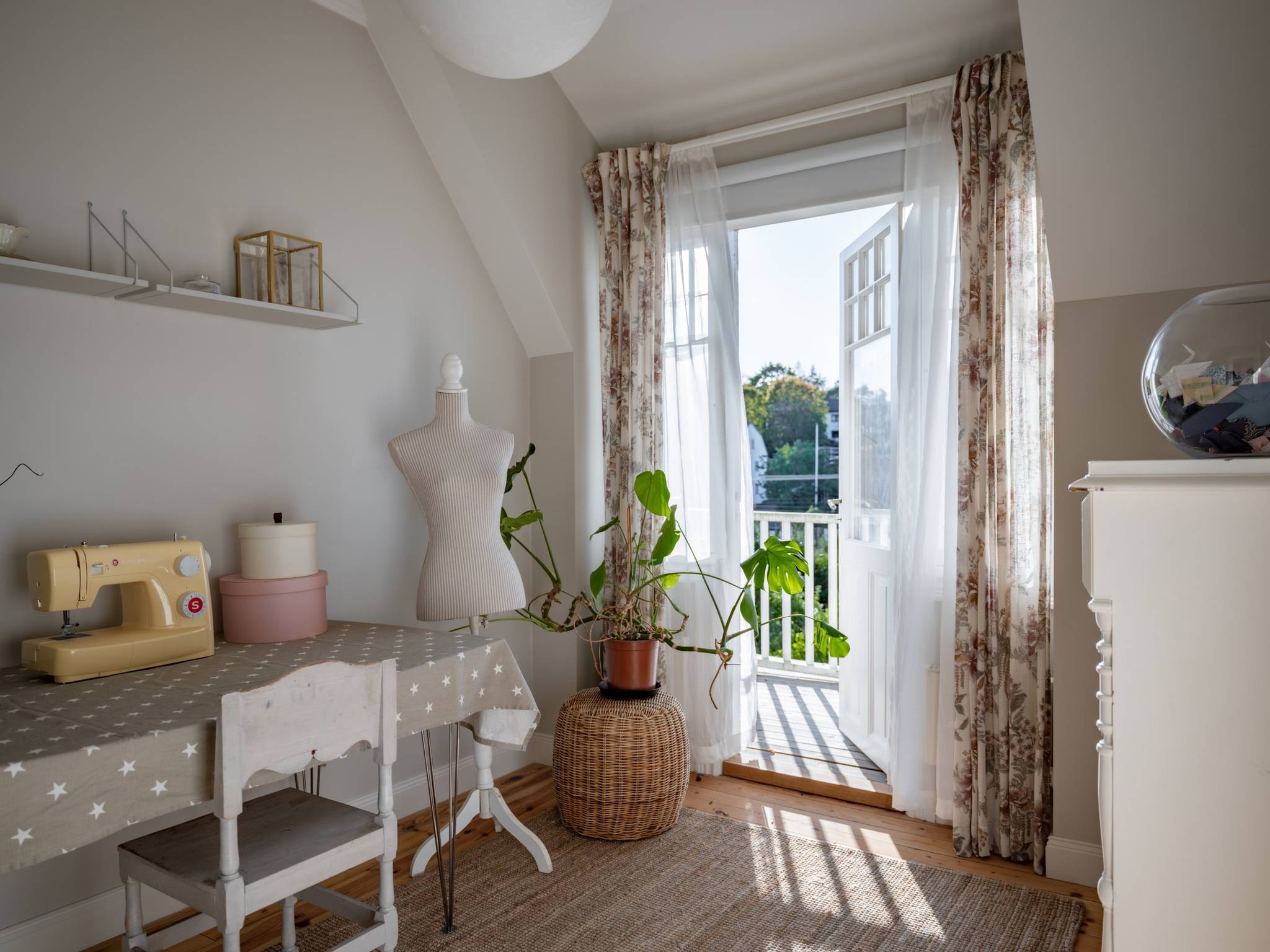 7 rum Villa på Östra Banvägen 18B Enebyberg Danderyds kommun - bild 29