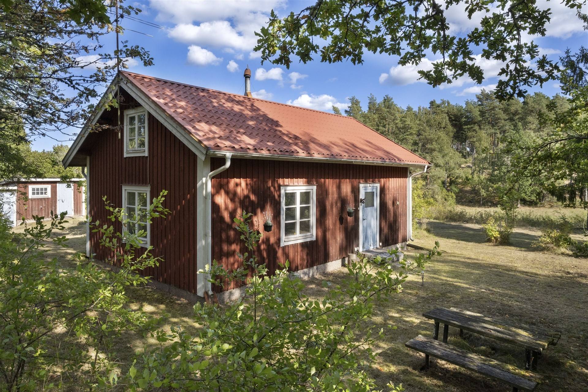 fritidshus på Uddeboövägen 57 Uddeboö, Norrtälje kommun - bild 1
