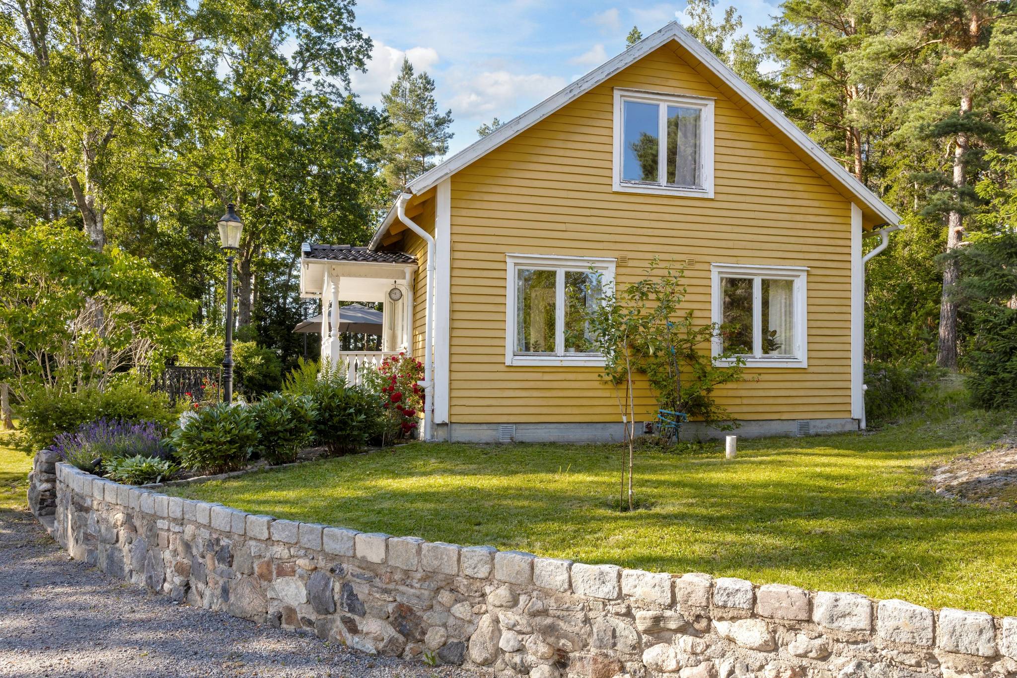 85 m² Villa på Bergslingan 3 Centralt Södertälje kommun - bild 1