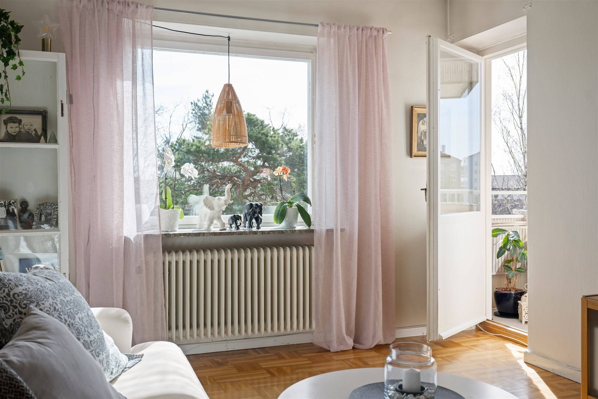 2.5 rum Lägenhet på Bokbindarvägen 55 Hägerstensåsen Stockholms kommun - bild 3