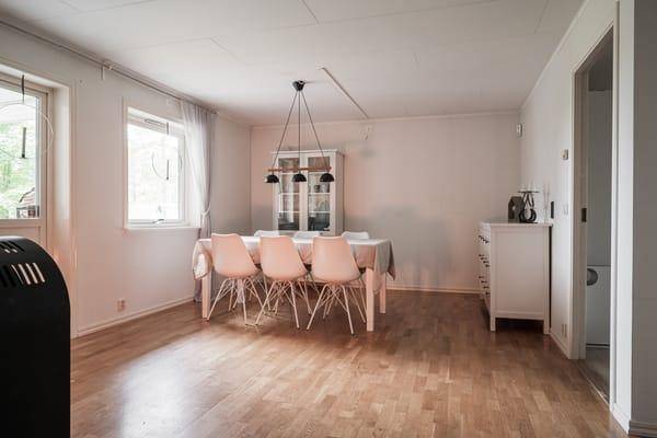 Hyssna, Marks kommun