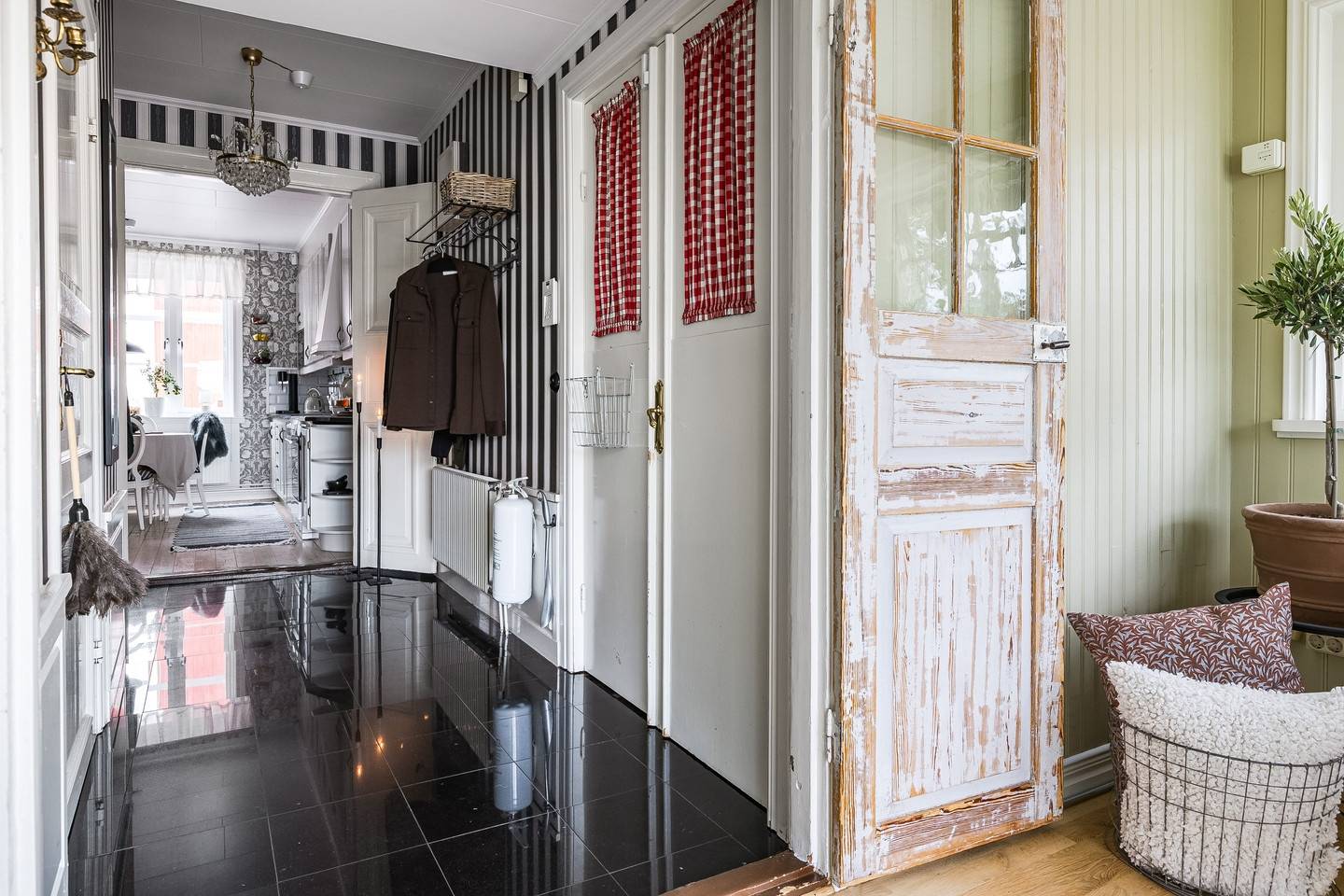 9 rum Villa på Storgatan 30 Centralt (Vimmerby) Vimmerby kommun - bild 10