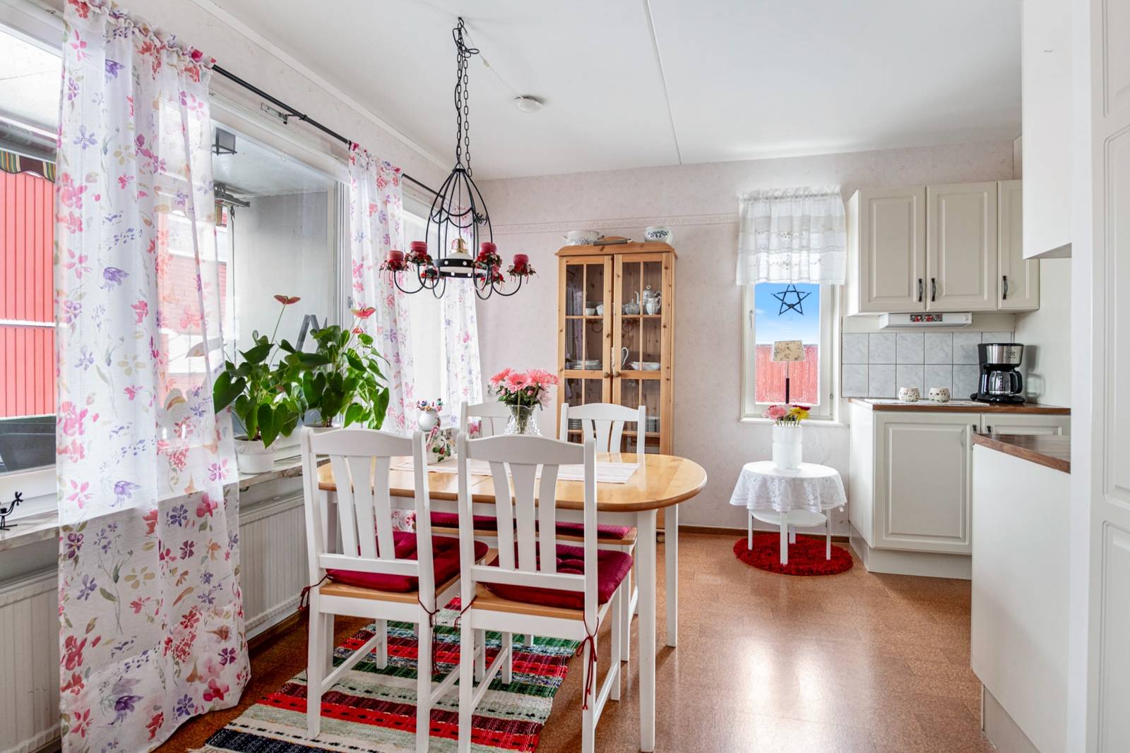 2 rum Lägenhet på Hällbacksvägen 9 Gullvivan Arboga kommun - bild 5