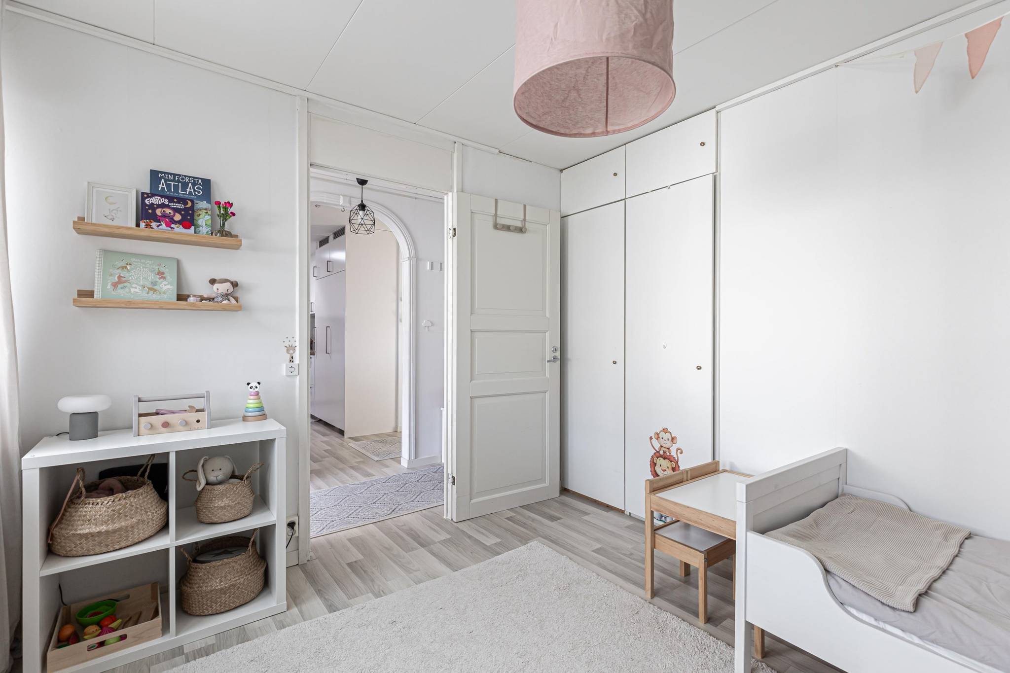 4 rum Radhus på Plåtverksgatan 167 Bäckby Västerås kommun - bild 17