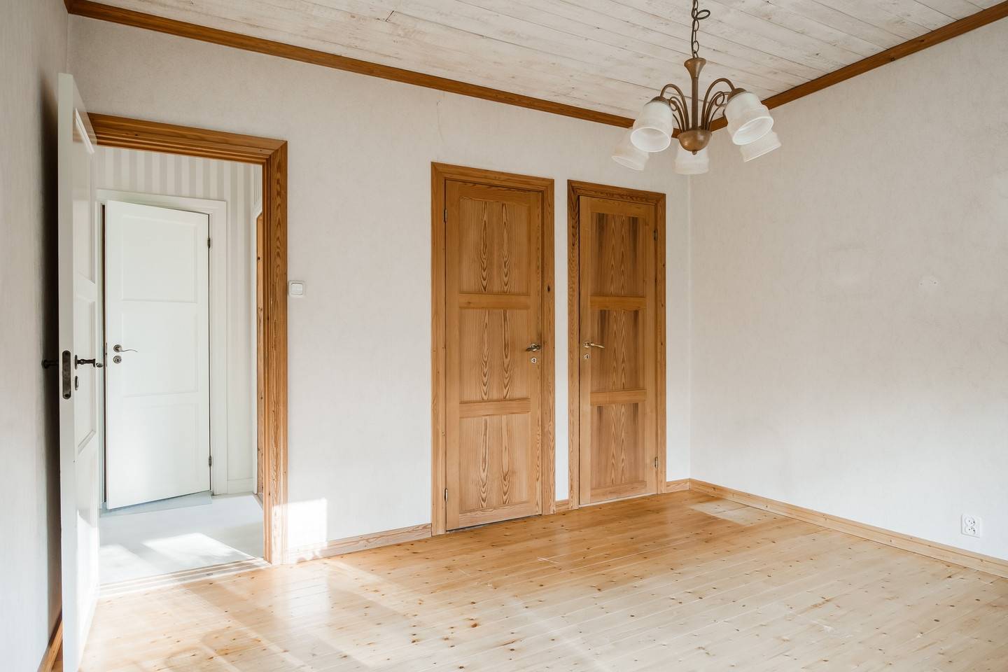 4 rum Villa på Husargatan 48 Hova Tätort Gullspångs kommun - bild 15