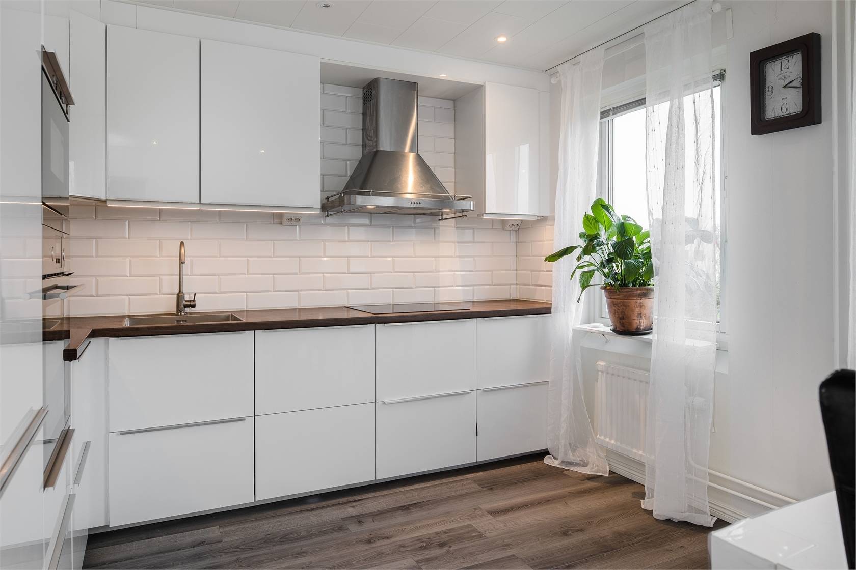 3 rum Lägenhet på Södergatan 8B Gamla Staden Lidköpings kommun - bild 3