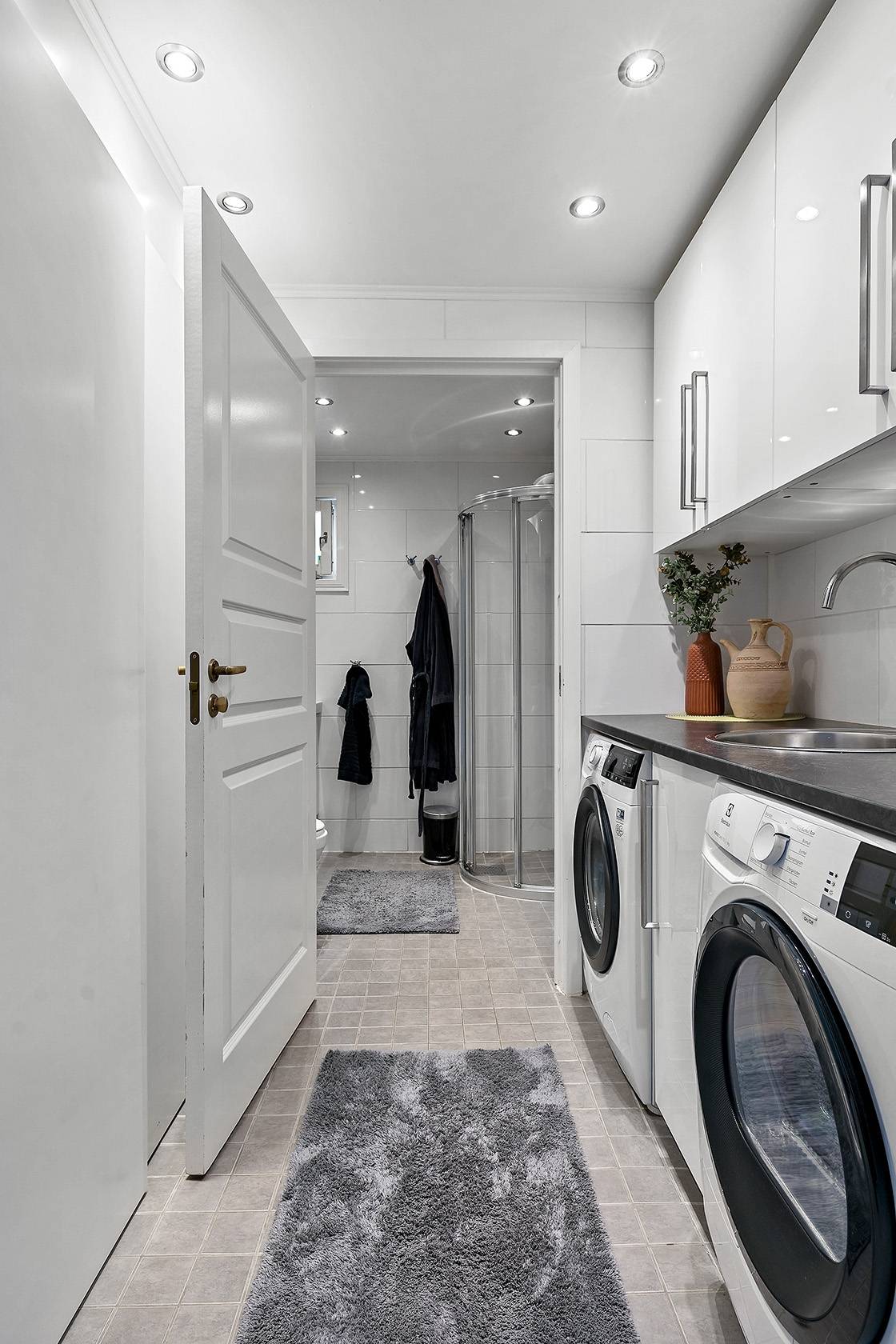 5 rum Radhus på Ullvidevägen 165 Vällingby - Vinsta Stockholms kommun - bild 12