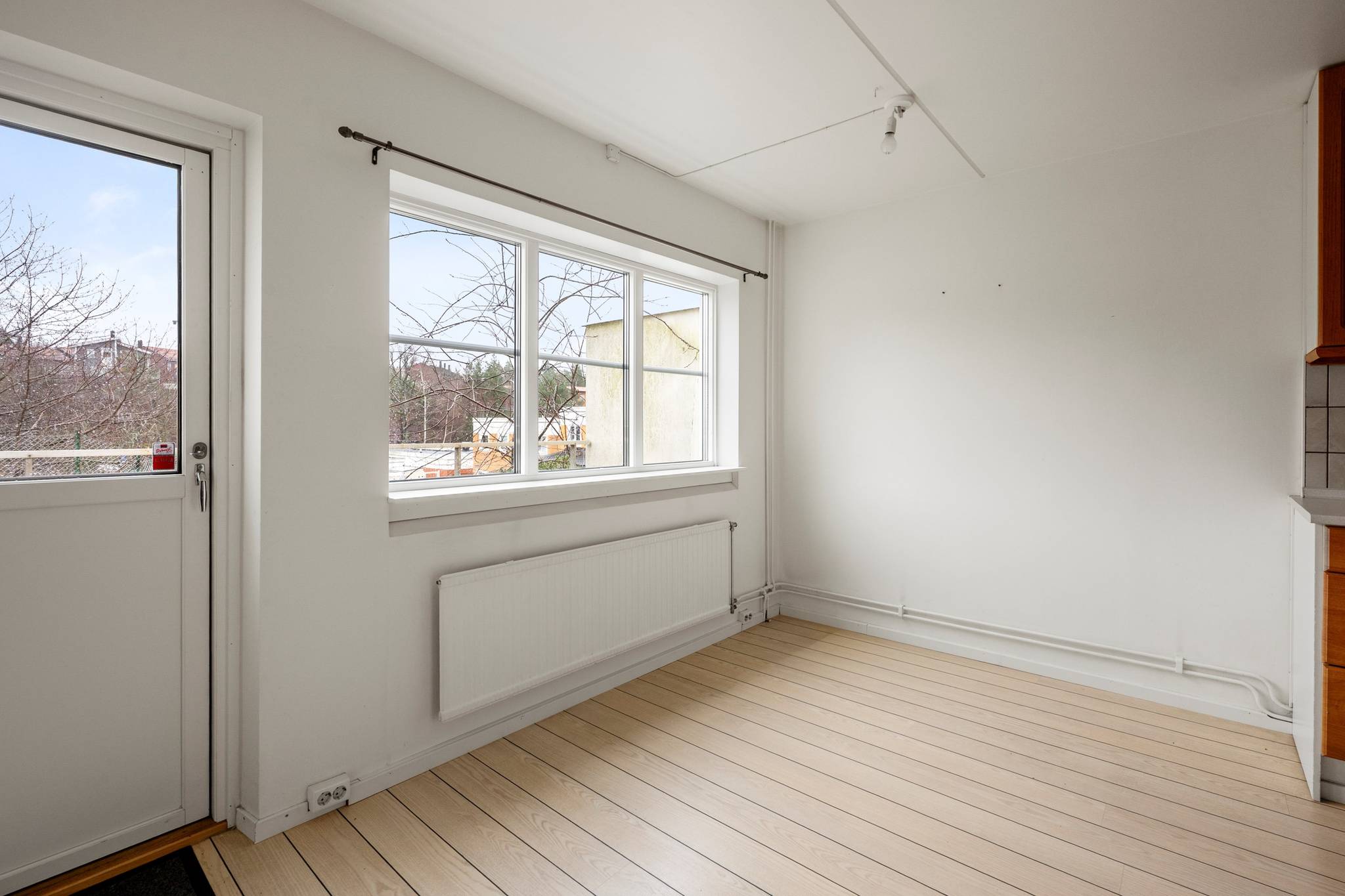 5 rum Radhus på Krusbärsgatan 16 Älta - Älta centrum Nacka kommun - bild 7