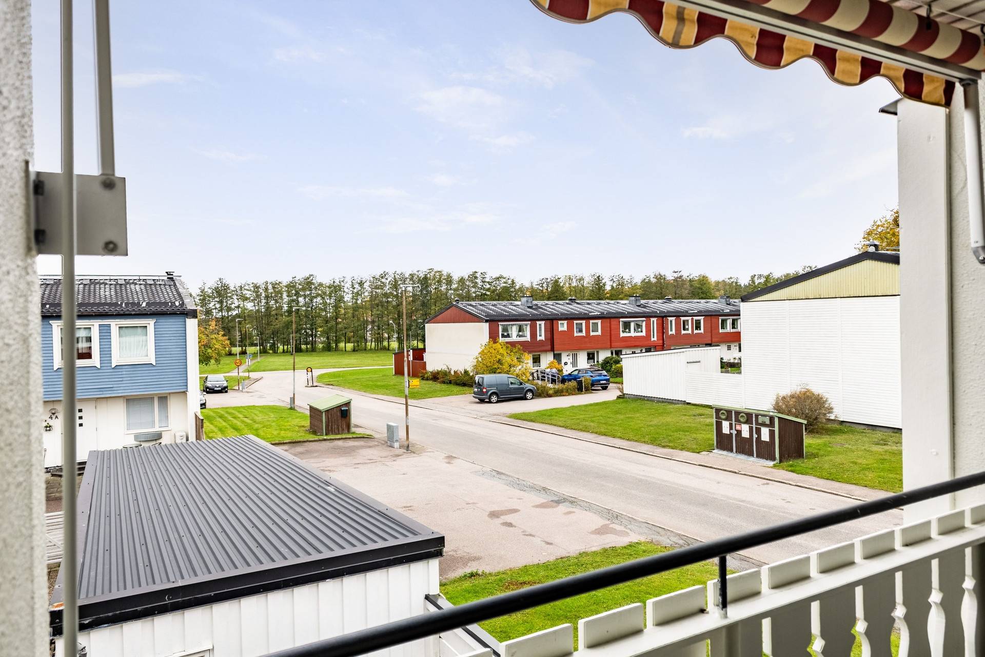 5 rum Radhus på Ringensons väg 6A Johannisdal Köpings kommun - bild 24