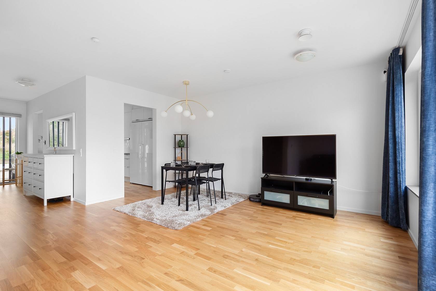6 rum Radhus på Blå Gatan 39 Centrala Väsby Upplands Väsby kommun - bild 7