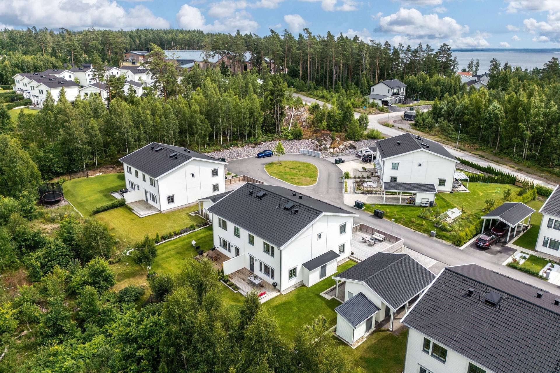 5 rum Parhus på Ryssnäsvägen 15A Svärtinge Skogsbacke Norrköpings kommun - bild 1