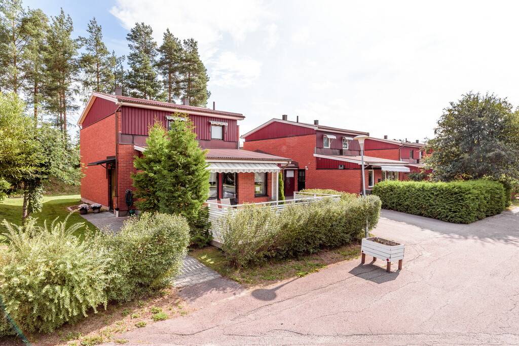 5 rum Parhus på Herrhagsvägen 325 Falun Falu kommun - bild 2
