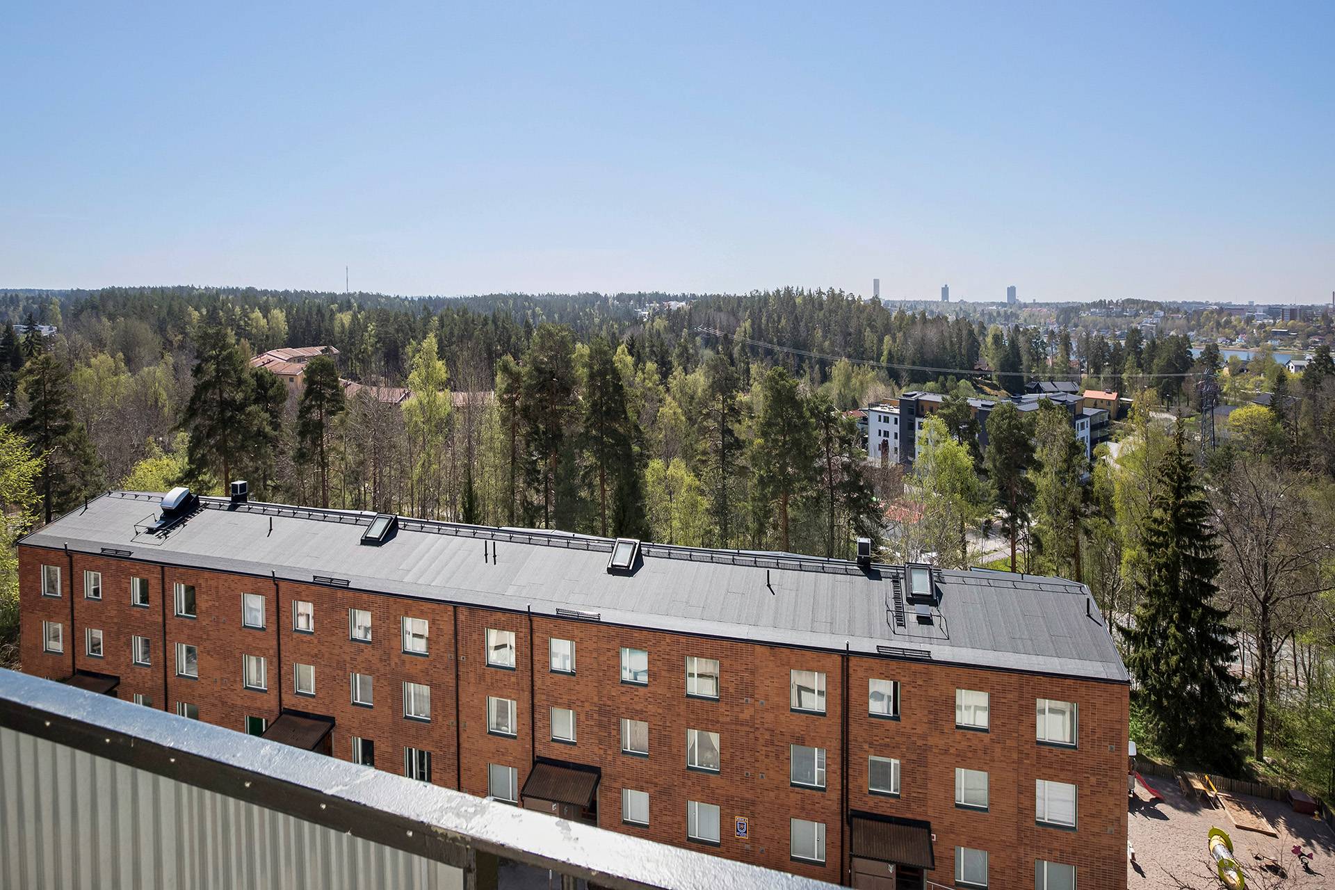 2.5 rum Lägenhet på Kruthornsvägen 54B Edsberg Sollentuna kommun - bild 2