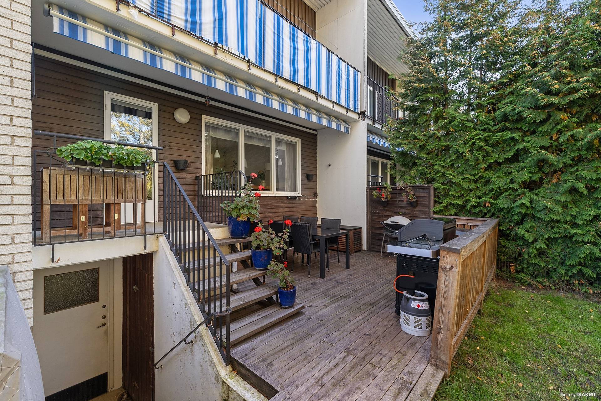 7 rum Radhus på Kärrgränd 197 Vällingby- Kälvesta Stockholms kommun - bild 5