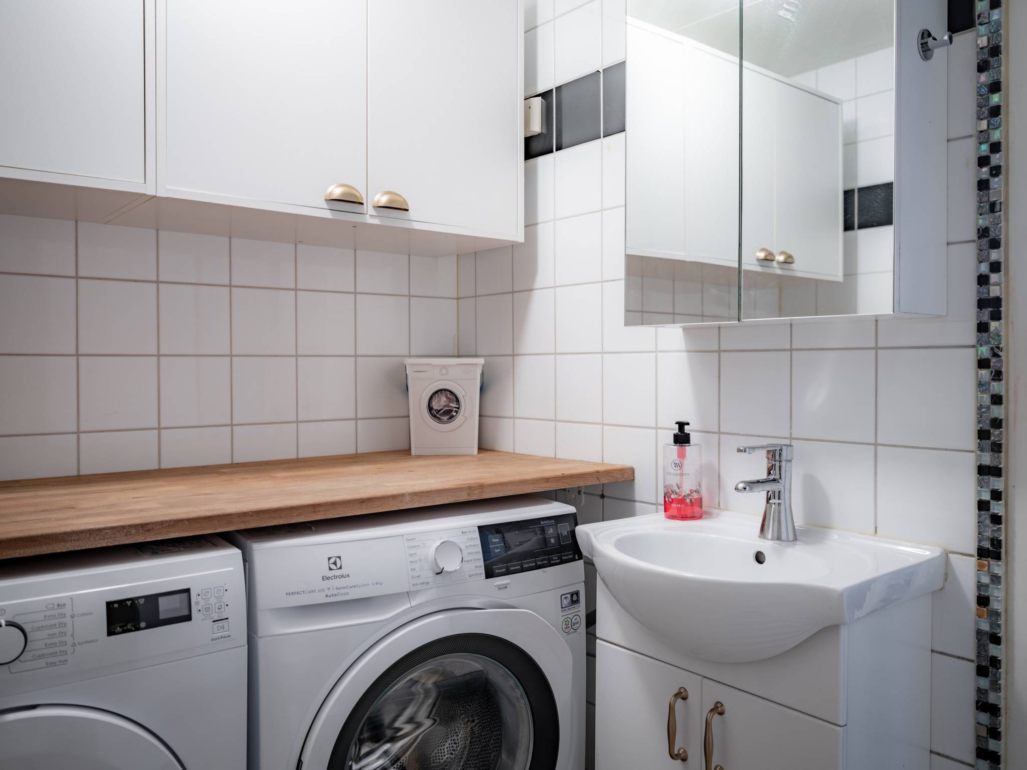 4 rum Radhus på Heimdalsvägen 68 Odenslunda Upplands Väsby kommun - bild 23