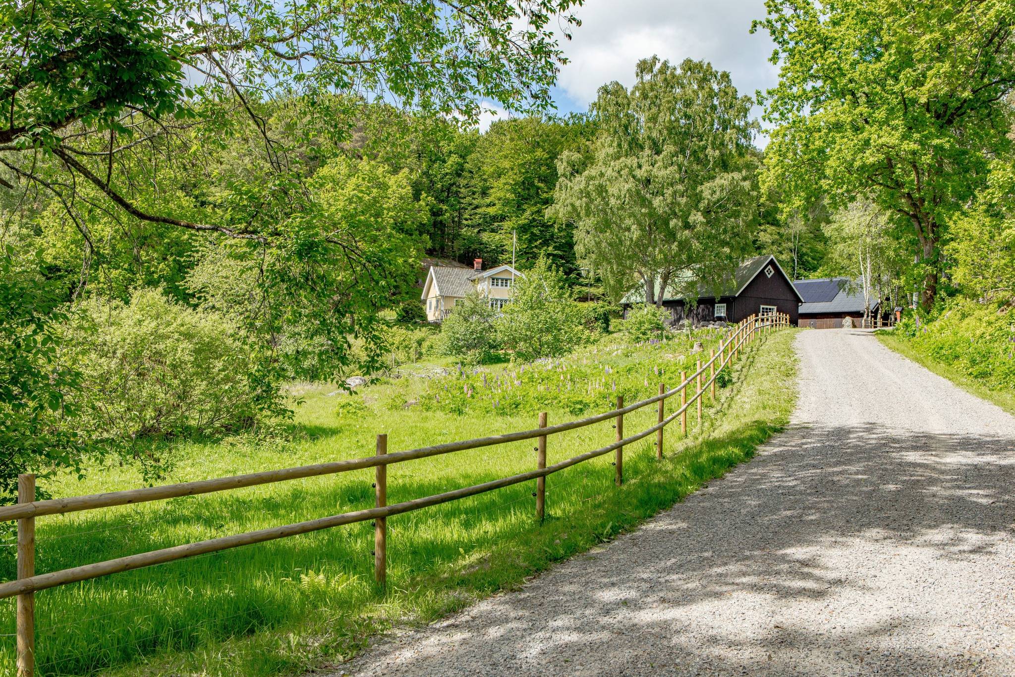6 rum gård/skog på Köinge-Svenstorp 310 Svartrå, Falkenbergs kommun - bild 2