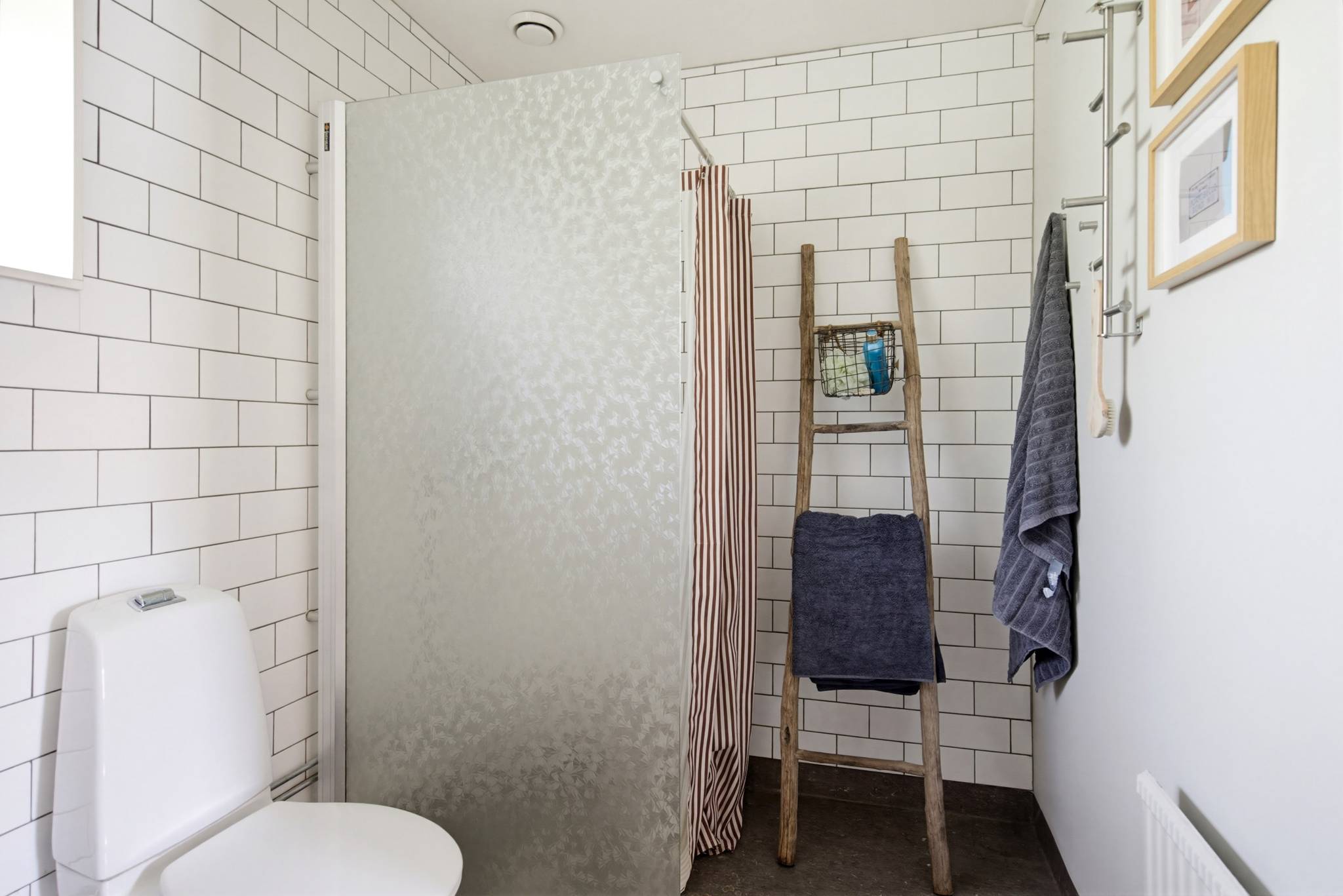 8 rum Villa på Hovtångsvägen 2 Valsätra Uppsala kommun - bild 21