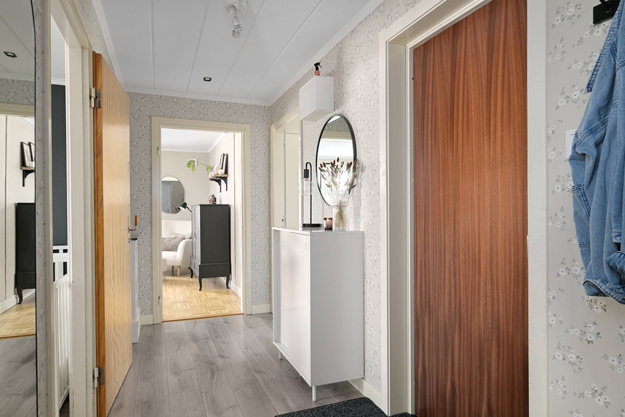 8 rum Villa på Kungsvägen 16 Sävar Umeå kommun - bild 18