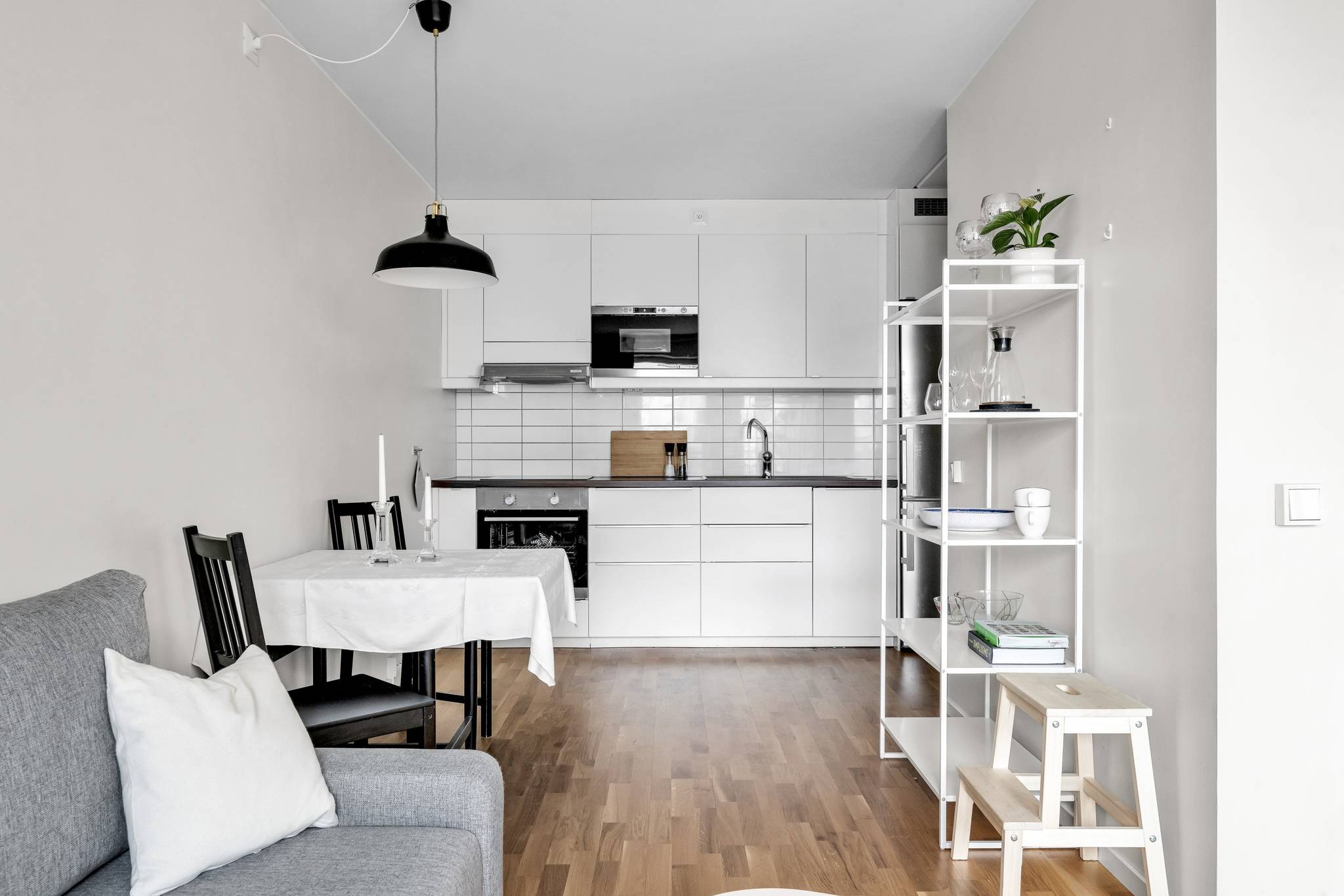 1 rum Lägenhet på Råbyvägen 57A Gränby Uppsala kommun - bild 2