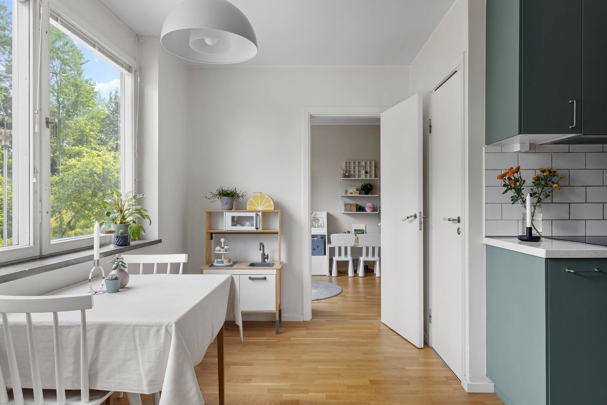 3 rum Lägenhet på Logdansvägen 22 Sundbyberg - Ör Sundbybergs kommun - bild 3