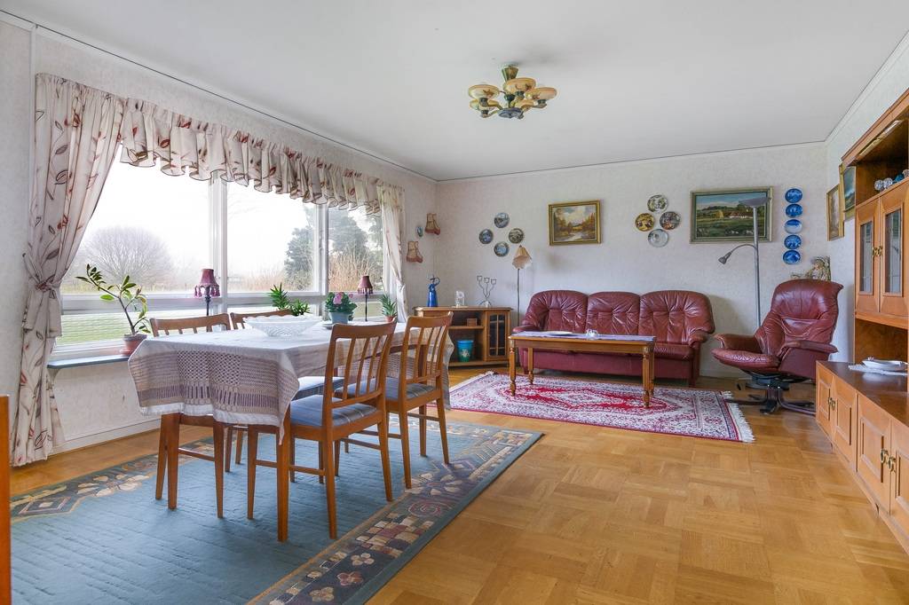 3 rum Villa på Ringvägen 13 Tomelilla kommun - bild 2