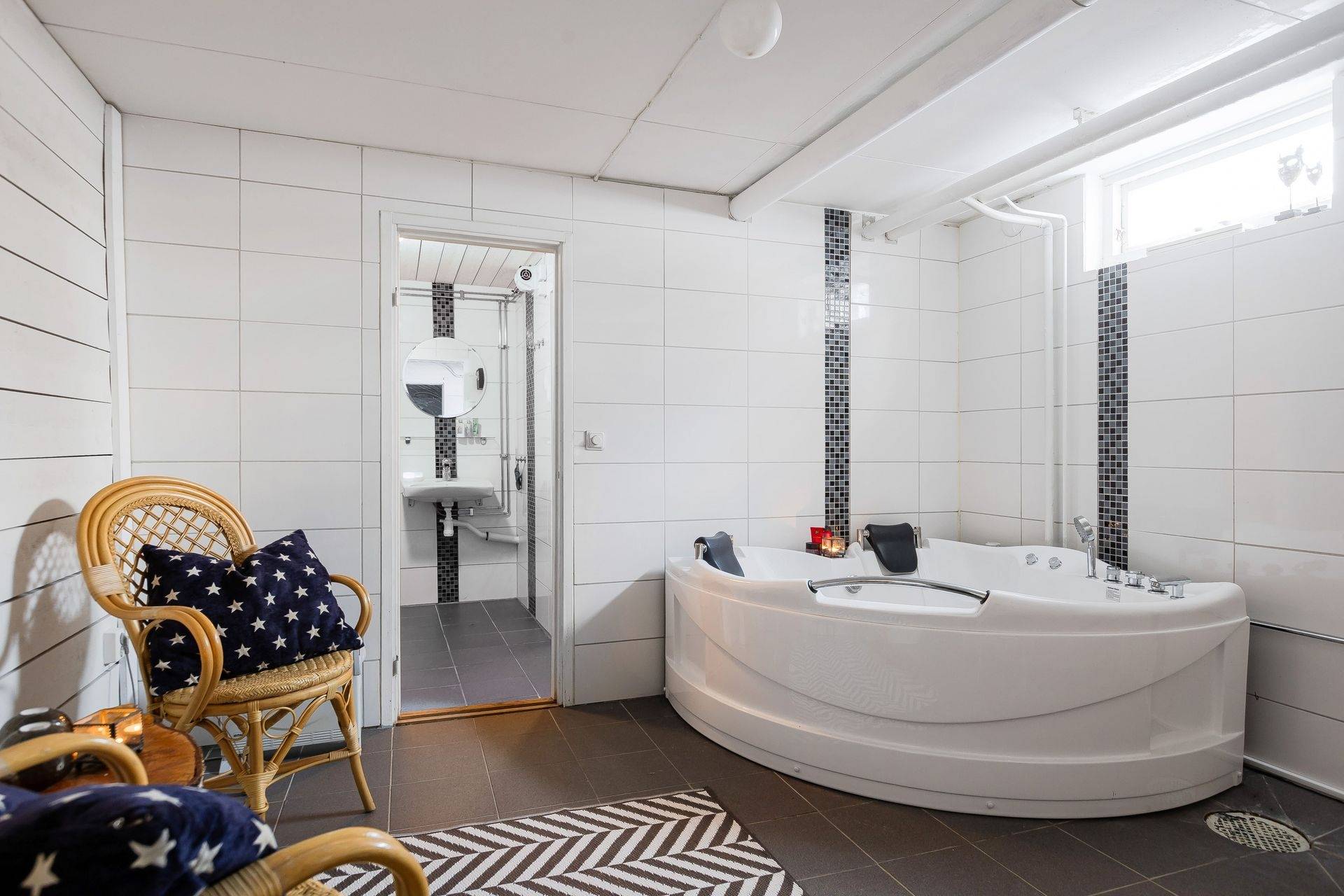 6 rum Villa på Bergsjövägen 3 Nära centrala Hassela. Nordanstigs kommun - bild 32