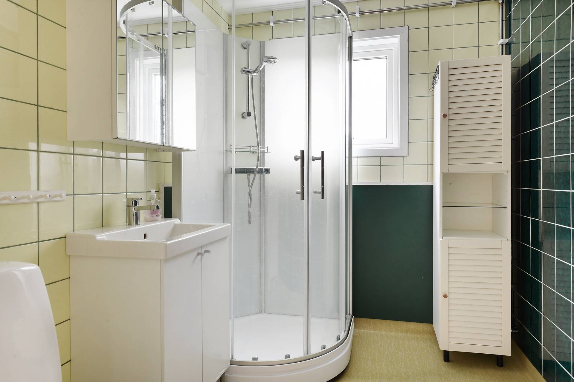 Gård med skogsbruk på Östergården Alingsås kommun - bild 20