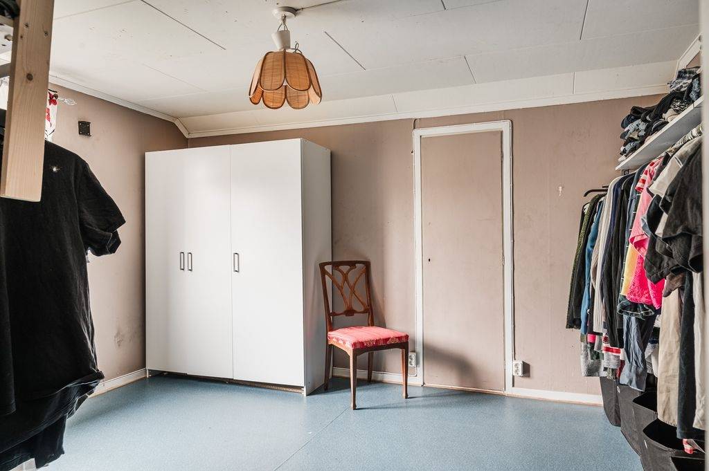 11 rum Gård utan jordbruk på Daretorp Jonsbolet Hökensås Tidaholms kommun - bild 29