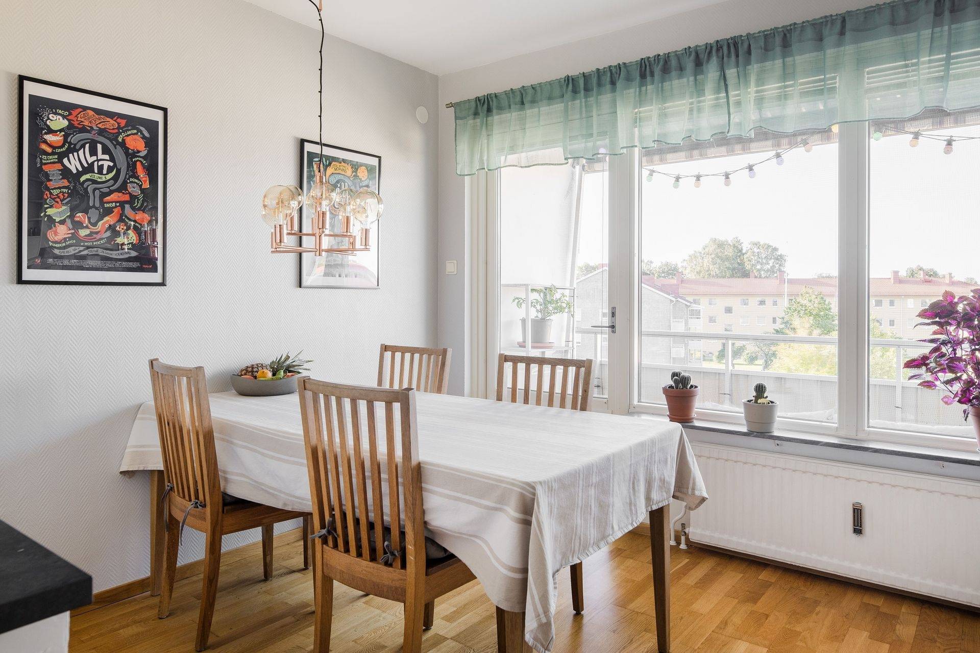 3 rum Lägenhet på Skaragatan 22A Gamla Staden Lidköpings kommun - bild 11